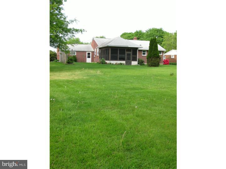 606 Melvin Road Telford, PA 18969 - Photo 2 of 20