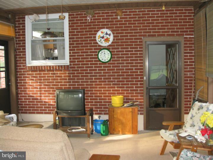 606 Melvin Road Telford, PA 18969 - Photo 17 of 20