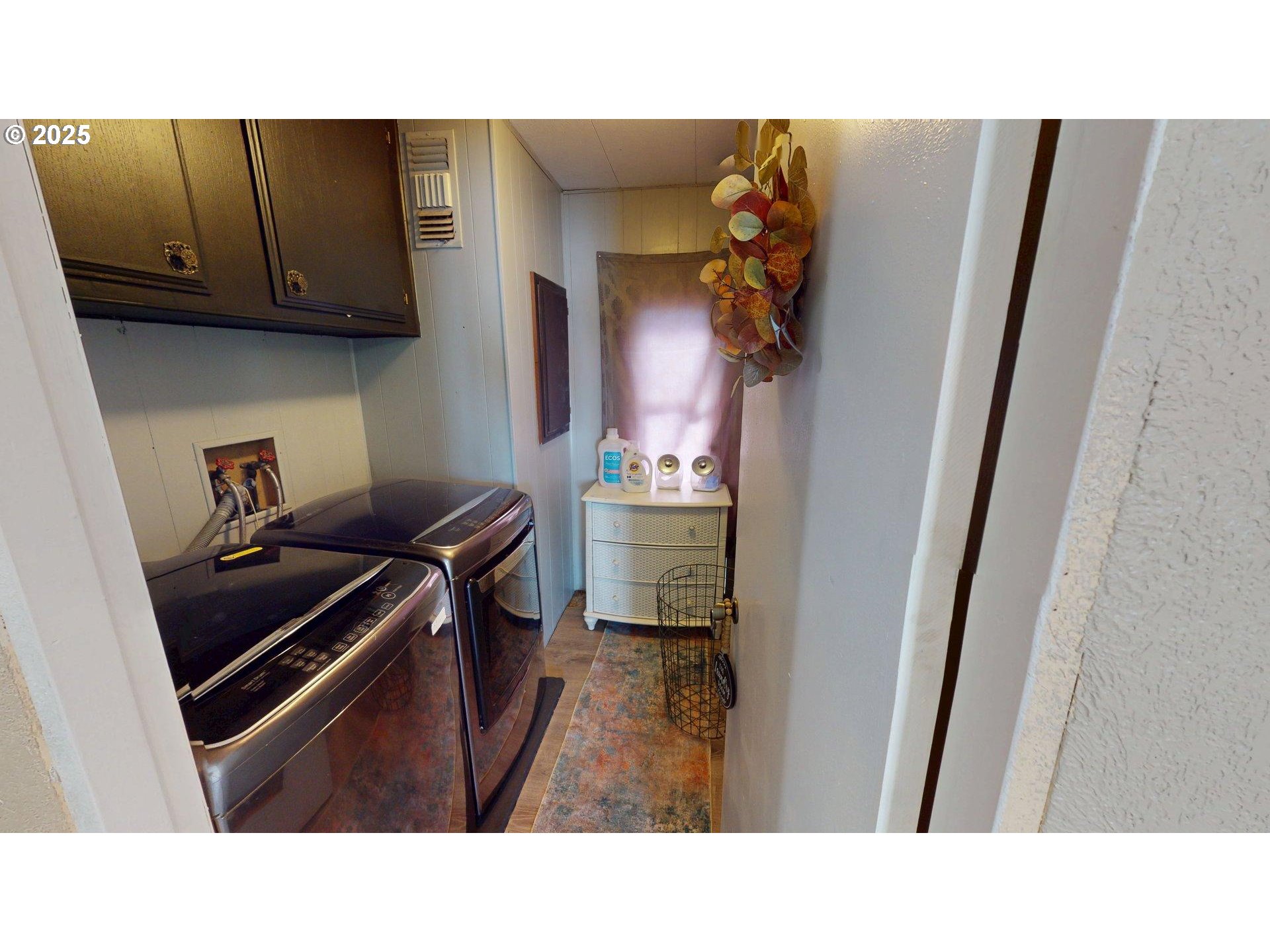 95691 Saunders Creek Road, Unit 13 Gold Beach, OR 97444 - Photo 27 of 27 Laundry