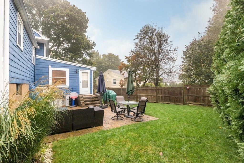 59 Hathaway Circle Arlington, MA 02476 - Photo 25 of 30