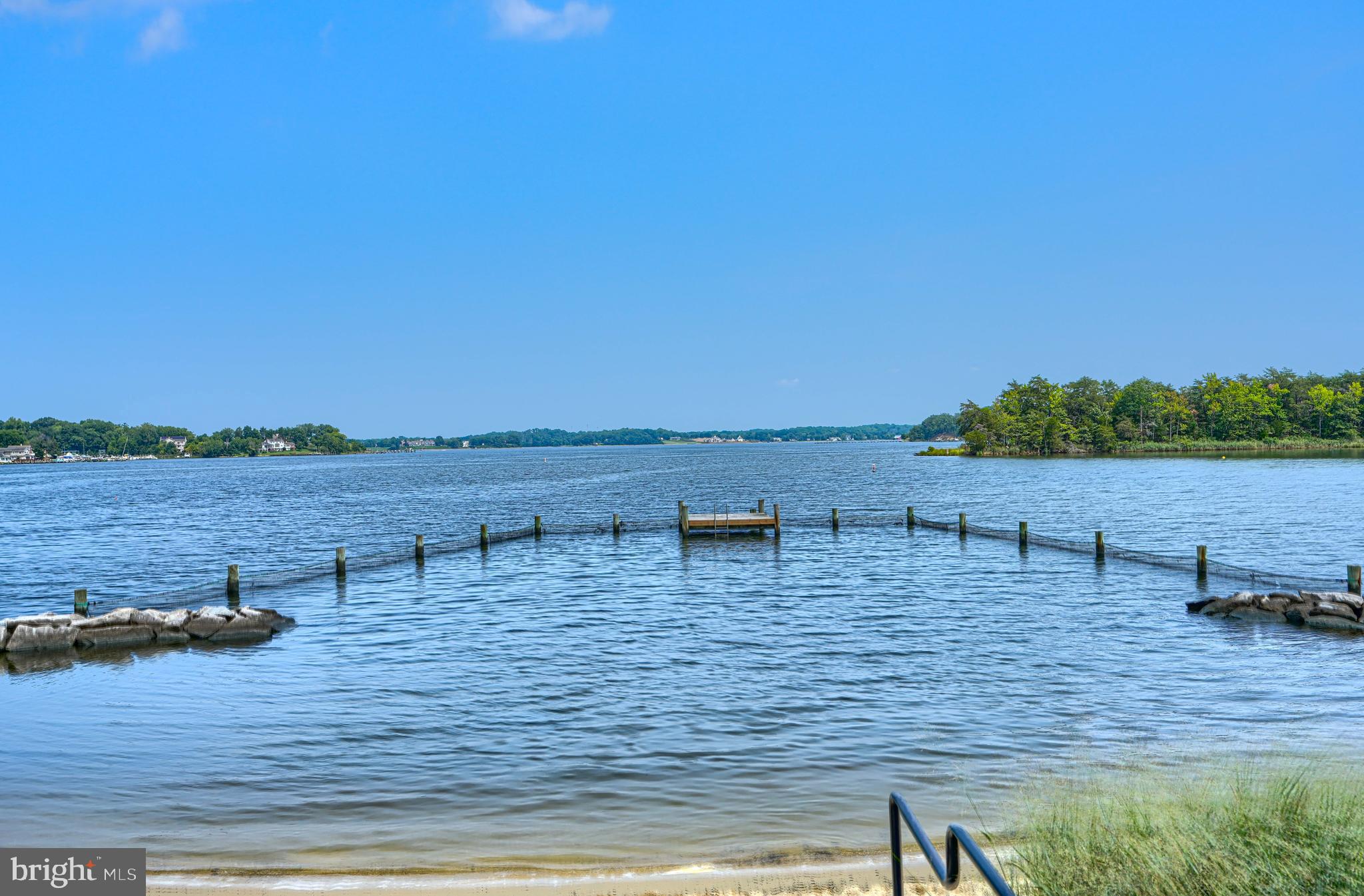 1813 Potomac Road Edgewater, MD 21037 - Photo 96 of 101 Community swim area along the water