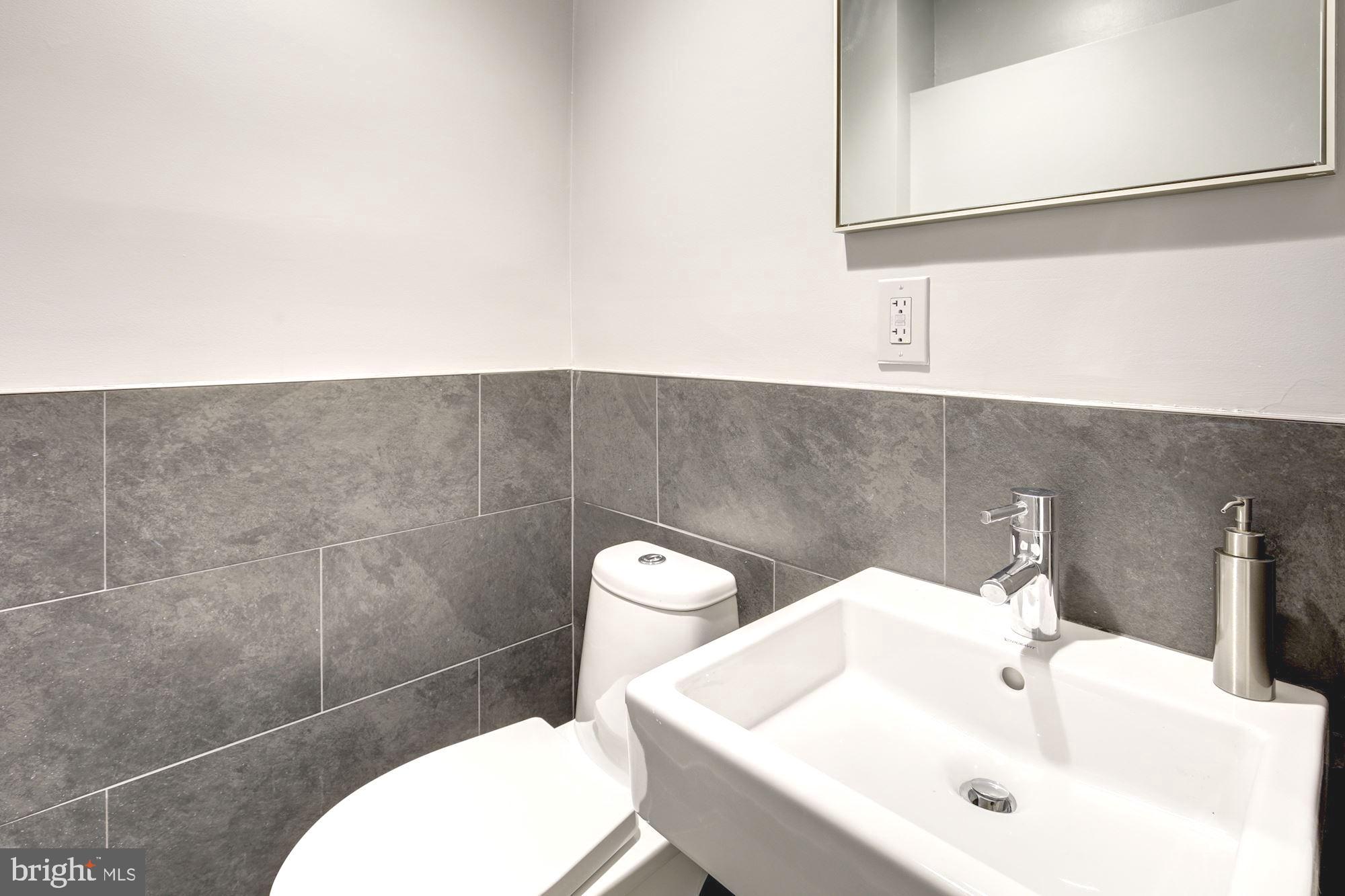 3411 R Street Northwest Washington, DC 20007 - Photo 16 of 32