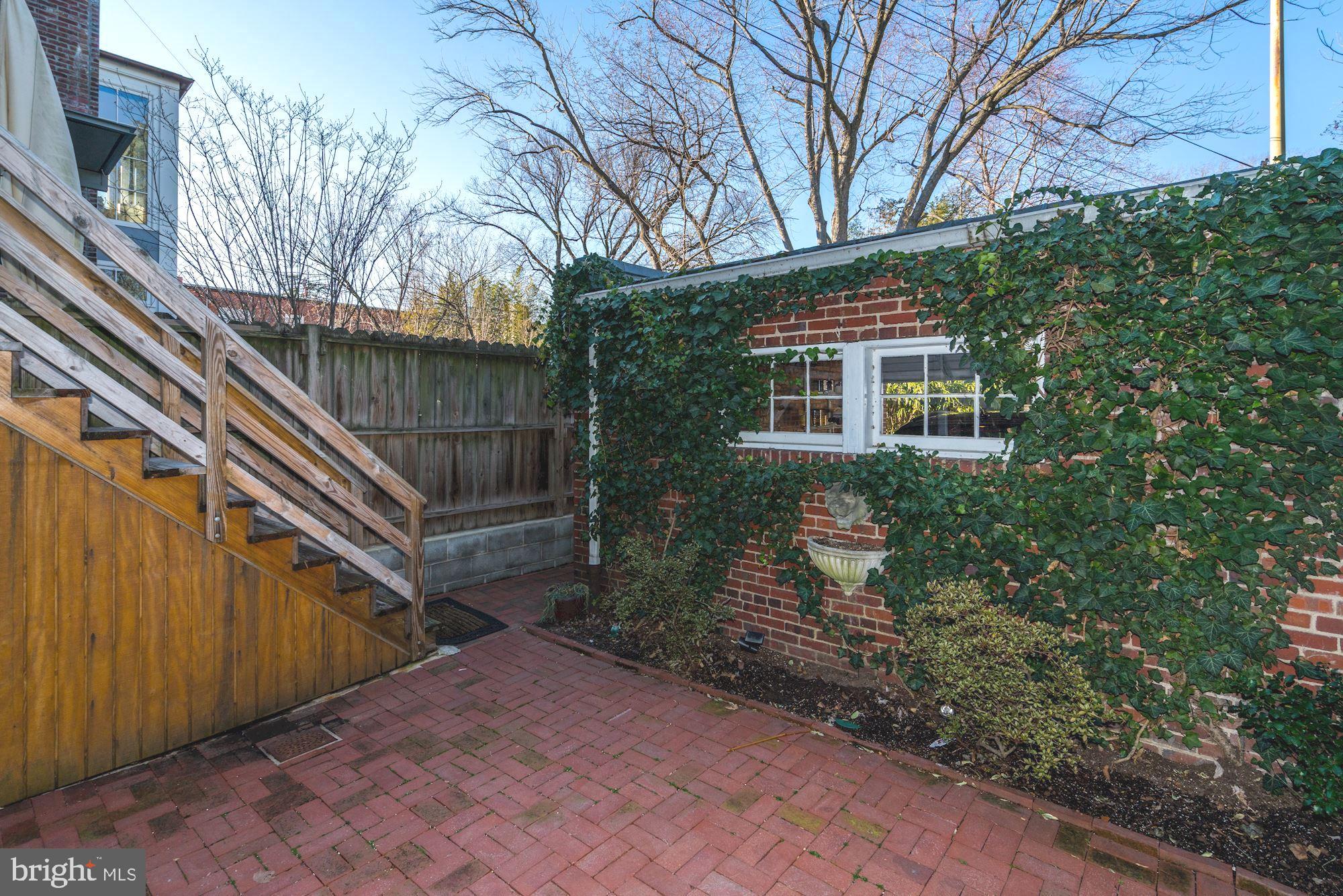 3411 R Street Northwest Washington, DC 20007 - Photo 31 of 32