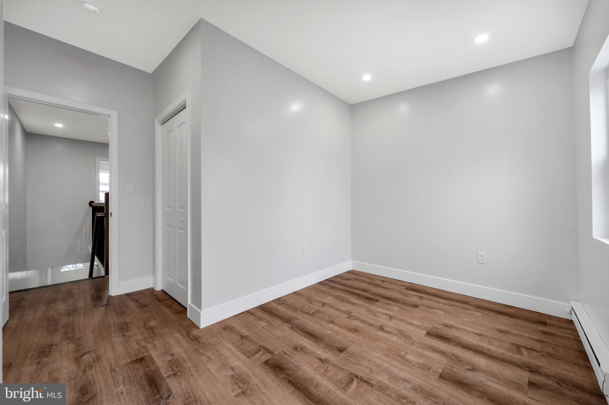 1119 Thomas Street Chester, PA 19013 - Photo 15 of 28