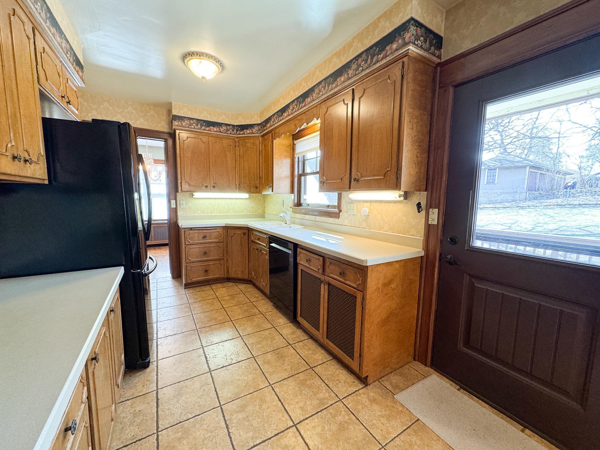 531 West Summit Avenue Fergus Falls, MN 56537 - Photo 5 of 48