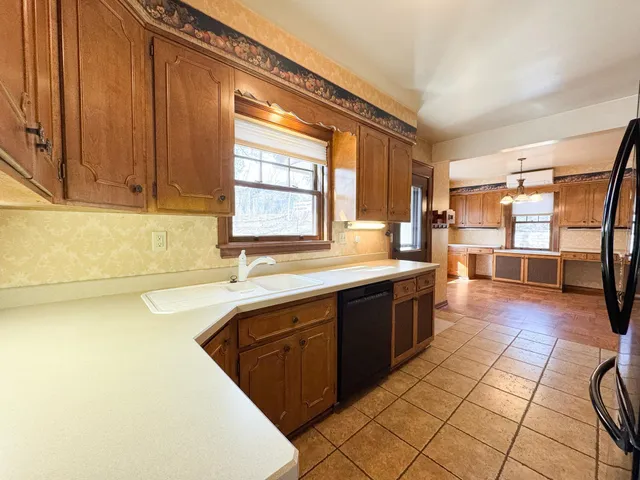 $274,900 | 531 West Summit Avenue, Fergus Falls, MN 56537