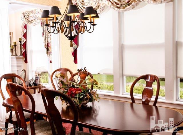 210 Raleigh Road Wallace, NC 28466 - Photo 23 of 23 Dining Space for 10