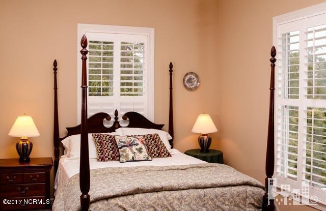 210 Raleigh Road Wallace, NC 28466 - Photo 10 of 23 Front West Bedroom