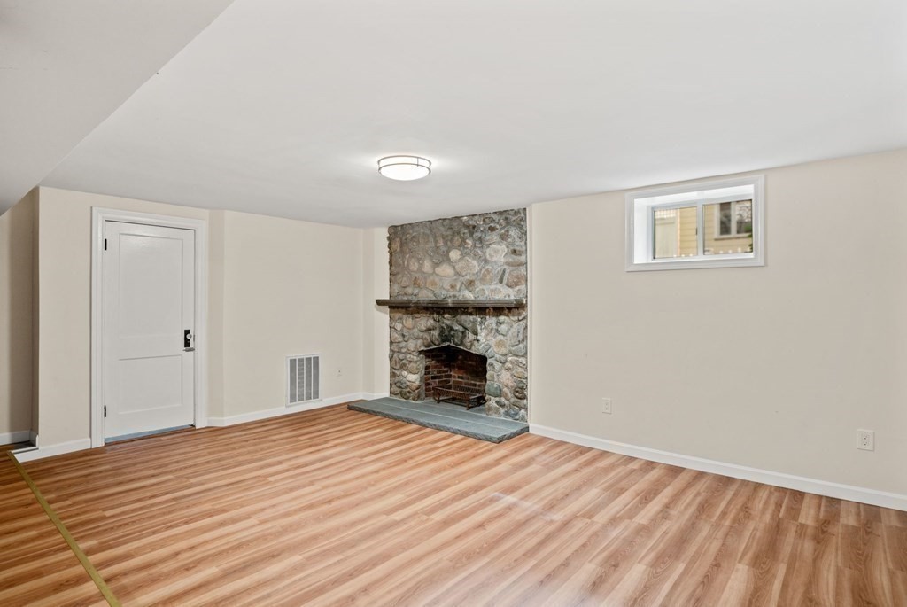 45 Alberta Road Brookline, MA 02467 - Photo 30 of 36