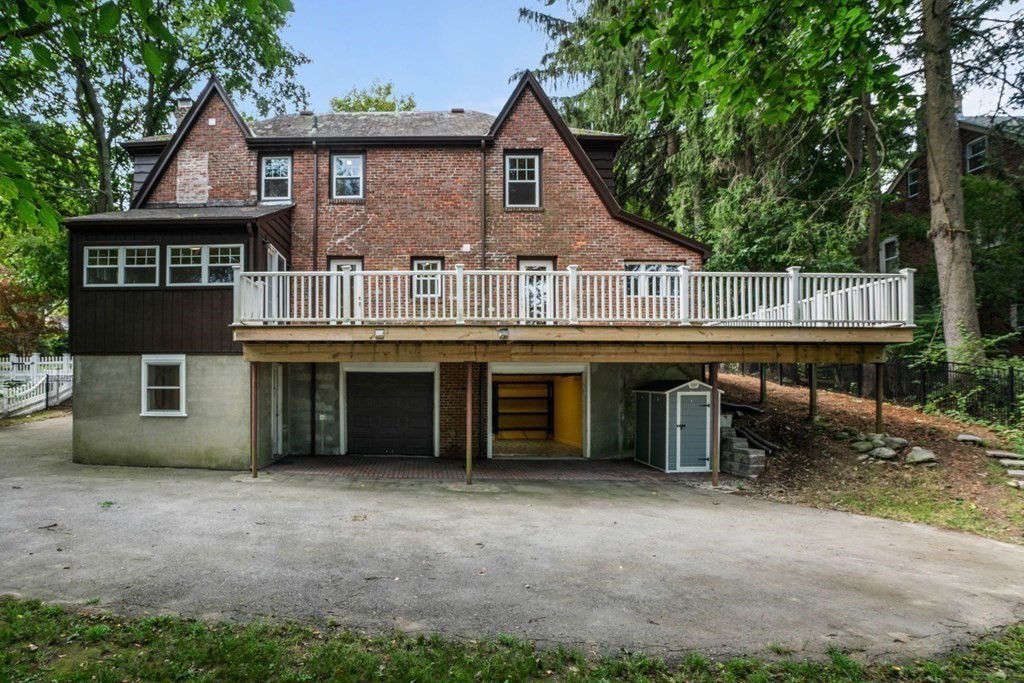 45 Alberta Road Brookline, MA 02467 - Photo 34 of 36