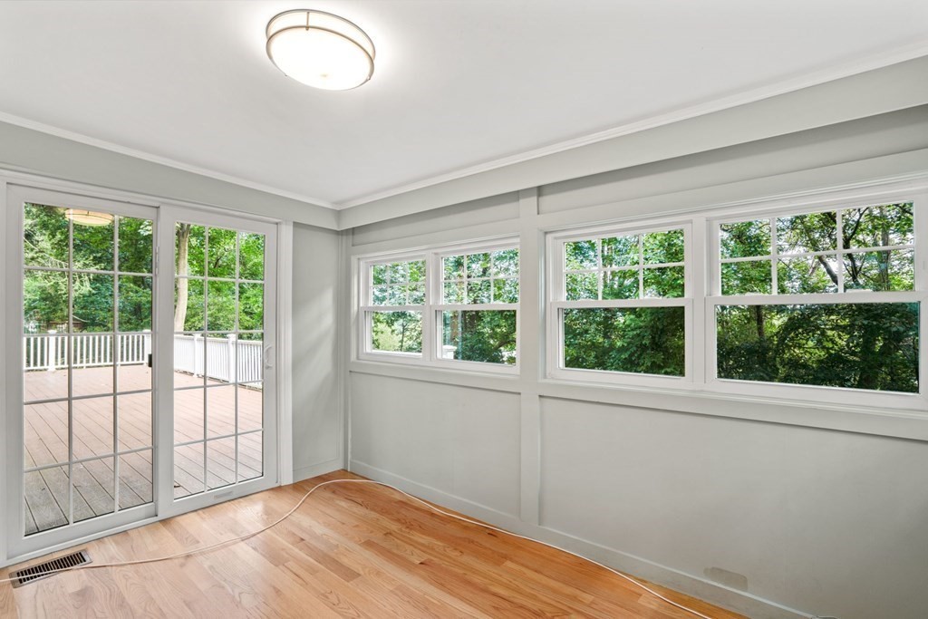 45 Alberta Road Brookline, MA 02467 - Photo 7 of 36