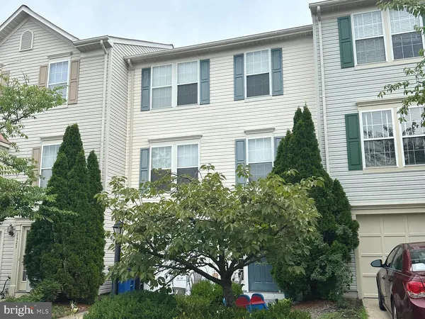 $3,000 | 2527 Banshire Drive, Herndon, VA 20171