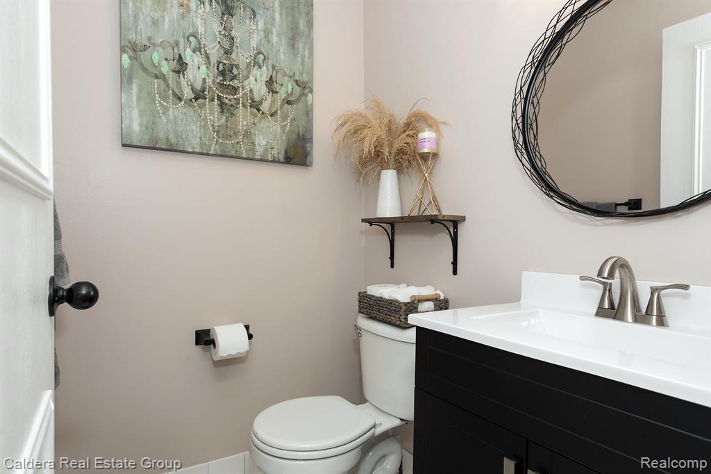 1510 Streamwood Court Rochester Hills, MI 48307 - Photo 14 of 32