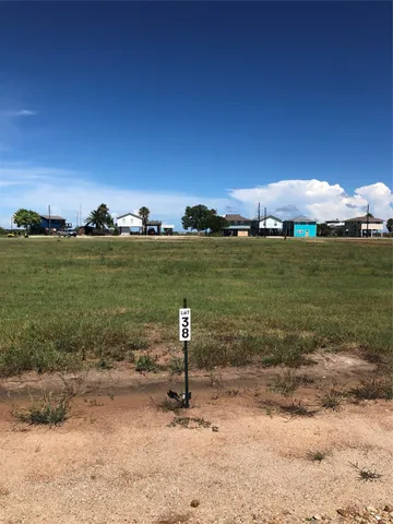 $79,000 | 138 Pr 687 Matagorda Tx 77457, Matagorda, TX 77457