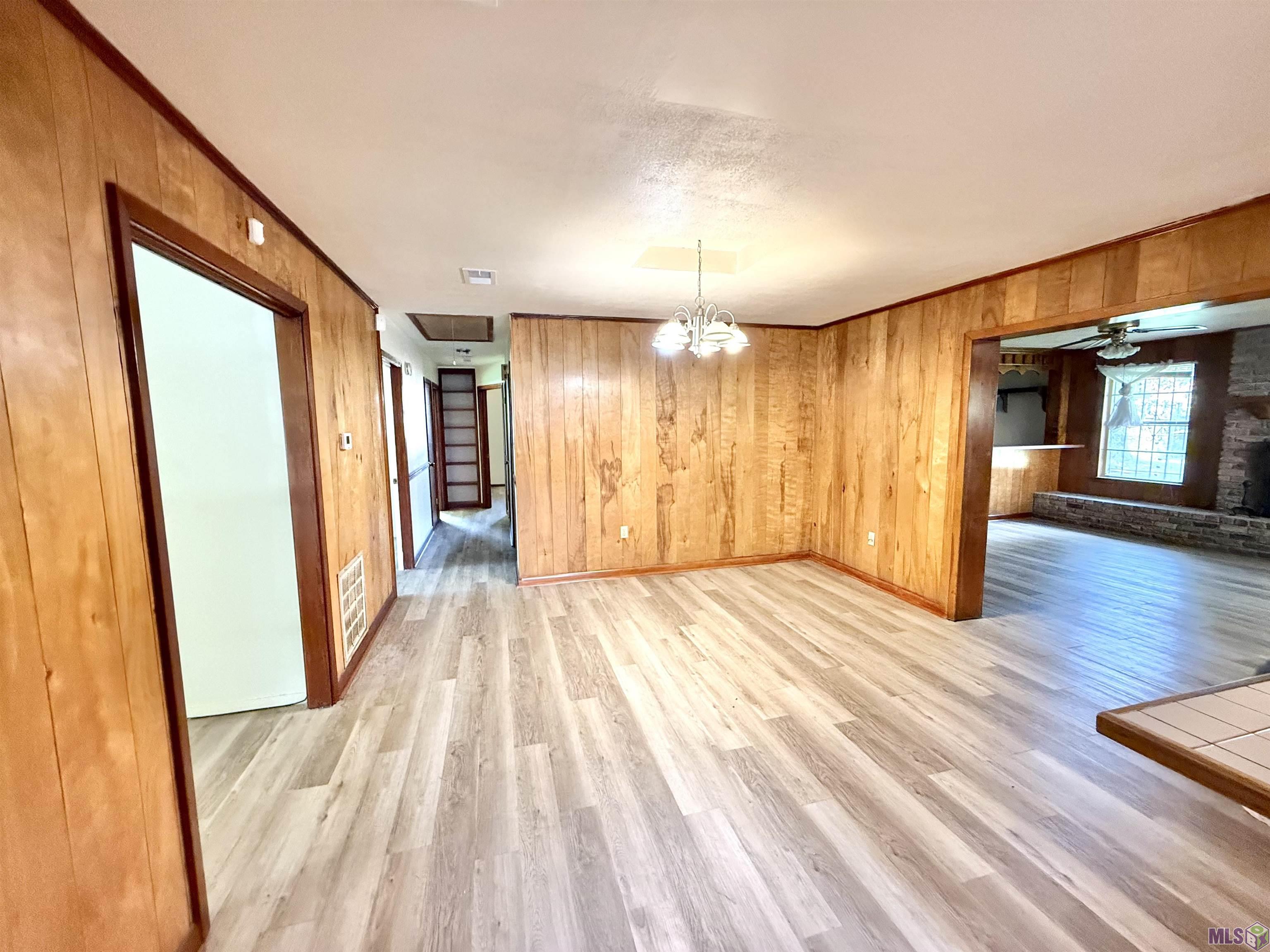 6221 Lotus Street Baton Rouge, LA 70812 - Photo 13 of 42 Gallery Image 13