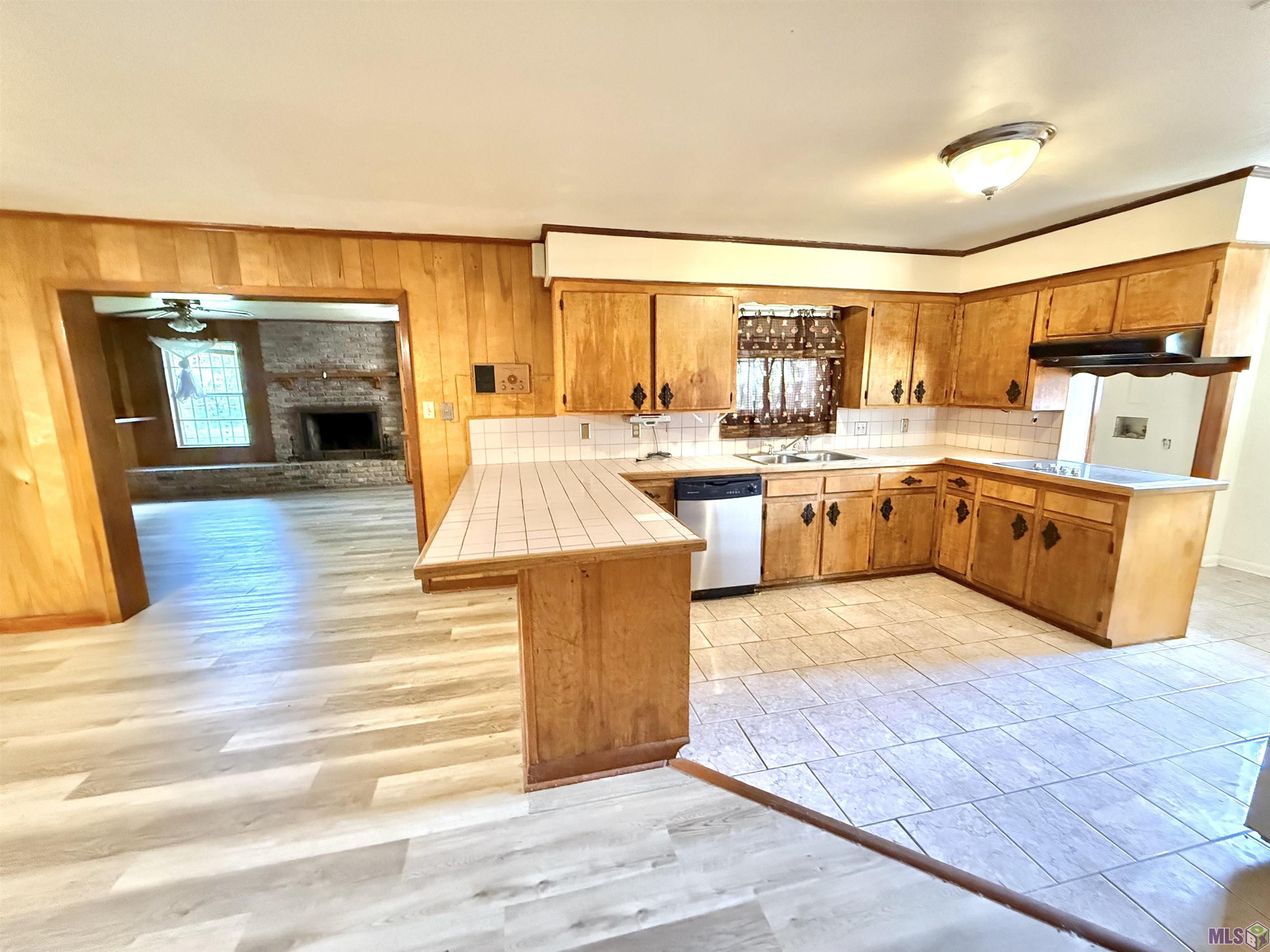 6221 Lotus Street Baton Rouge, LA 70812 - Photo 14 of 42 Gallery Image 14