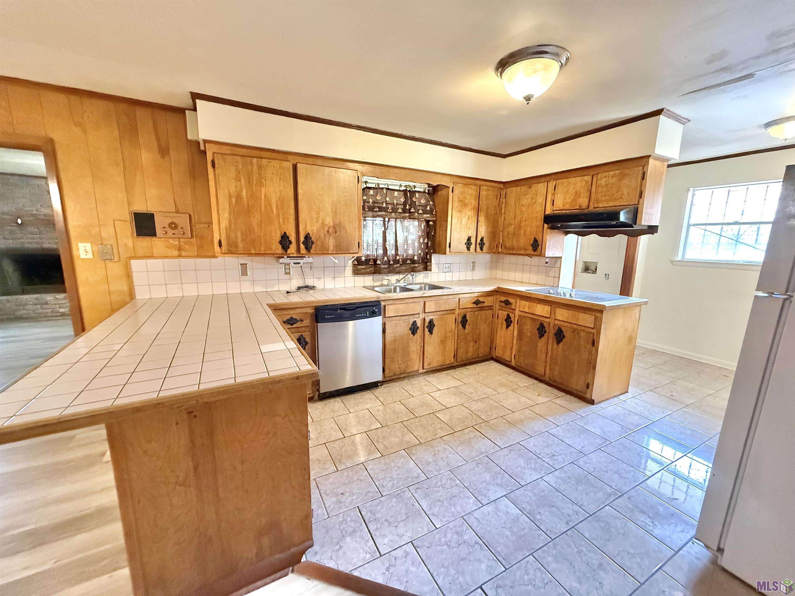6221 Lotus Street Baton Rouge, LA 70812 - Photo 15 of 42 Gallery Image 15