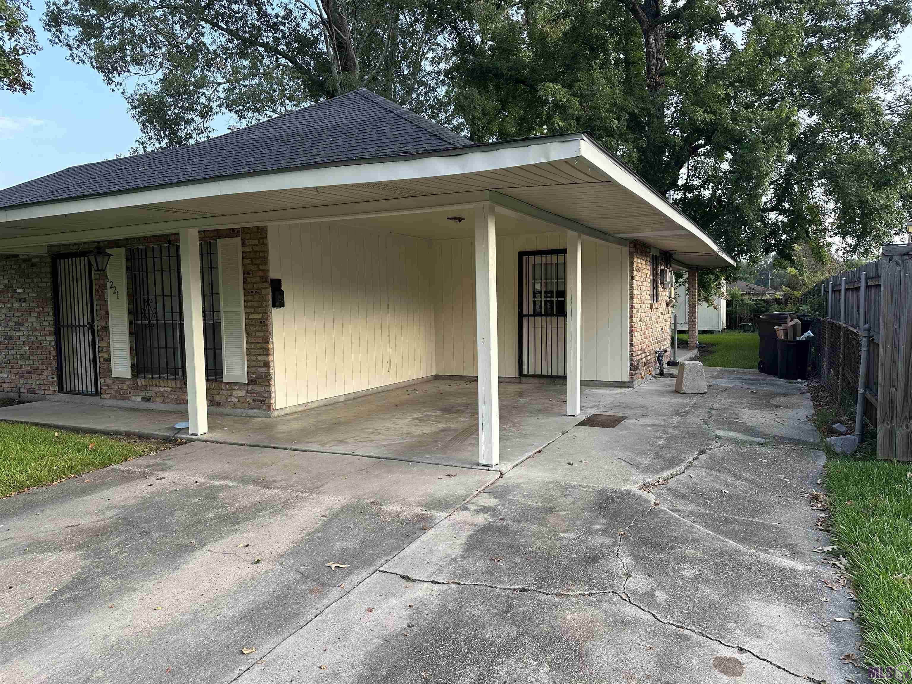6221 Lotus Street Baton Rouge, LA 70812 - Photo 3 of 42 Gallery Image 3