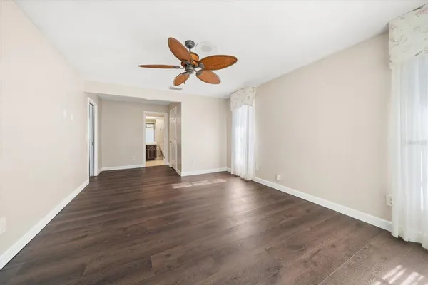 $1,699,000 | 878 Harbor Island, Clearwater Beach, FL 33767