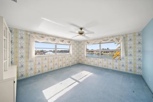 $1,699,000 | 878 Harbor Island, Clearwater Beach, FL 33767