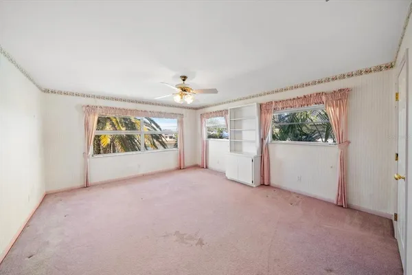 $1,699,000 | 878 Harbor Island, Clearwater Beach, FL 33767