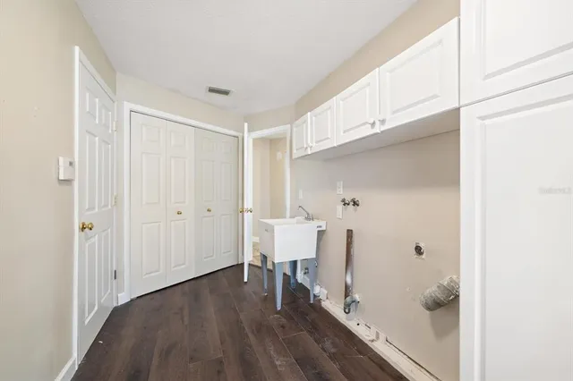 $1,799,000 | 878 Harbor Island, Clearwater Beach, FL 33767