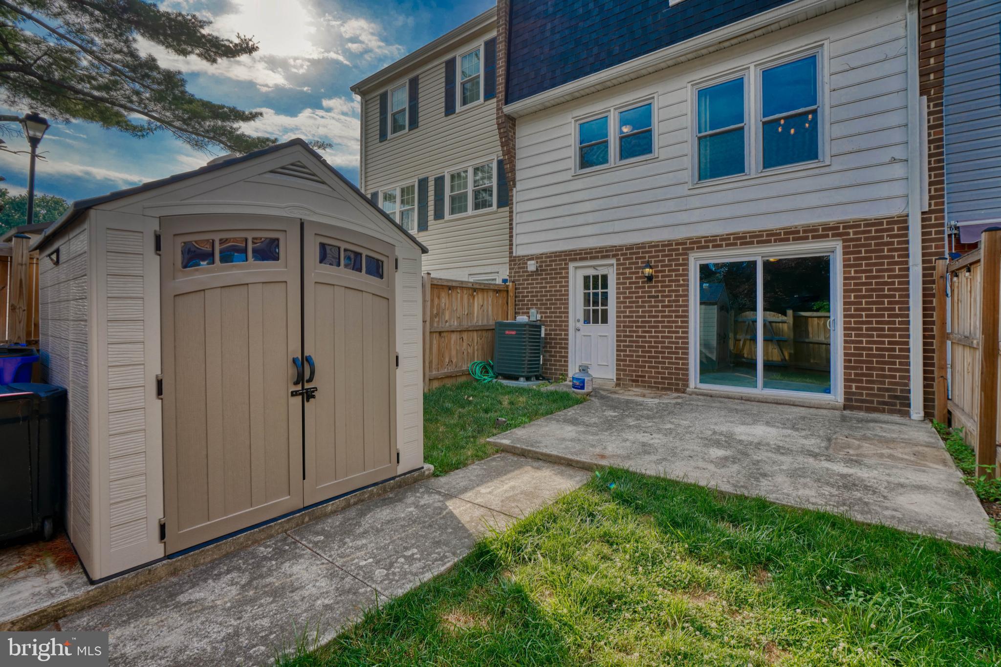 1631 Colonial Way Frederick, MD 21702 - Photo 5 of 62 Gallery Image 5