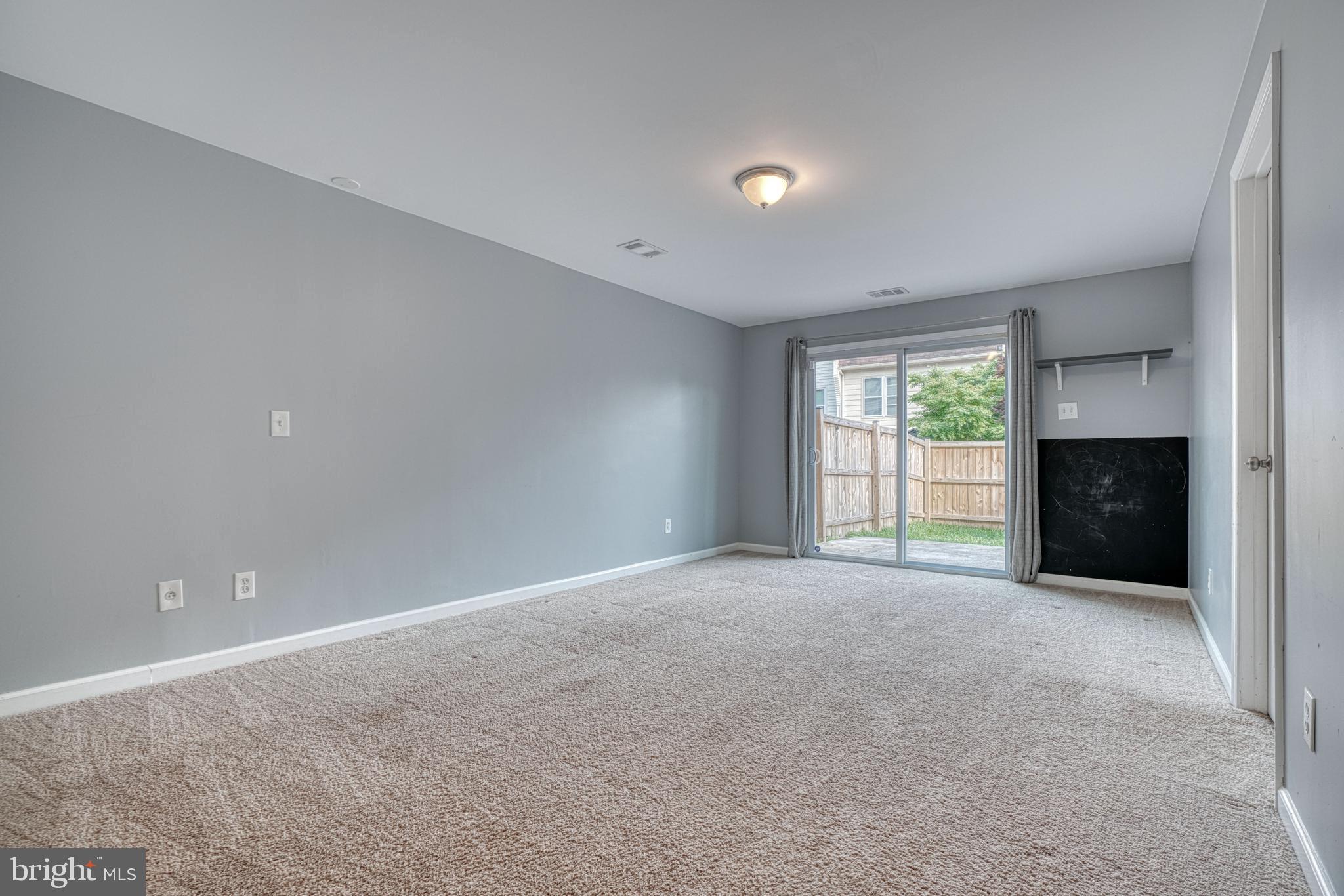 1631 Colonial Way Frederick, MD 21702 - Photo 6 of 62 Gallery Image 6
