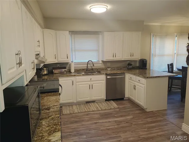 $245,000 | 123 Holmes Drive, Sikeston, MO 63801