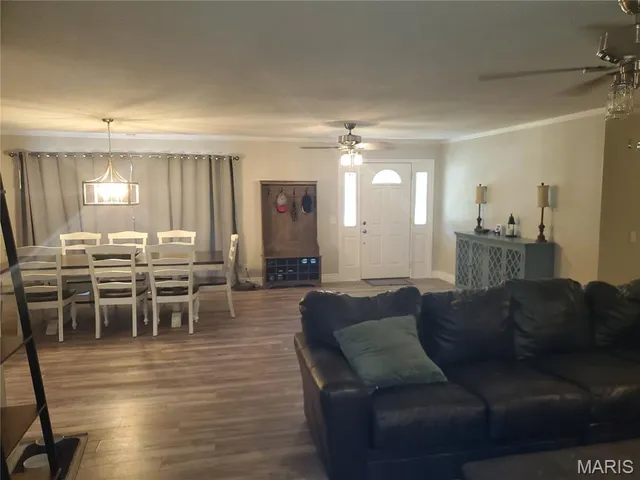 $245,000 | 123 Holmes Drive, Sikeston, MO 63801