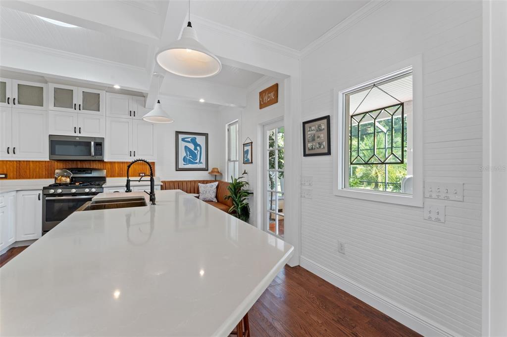 429 Scotland Street Dunedin, FL 34698 - Photo 19 of 78