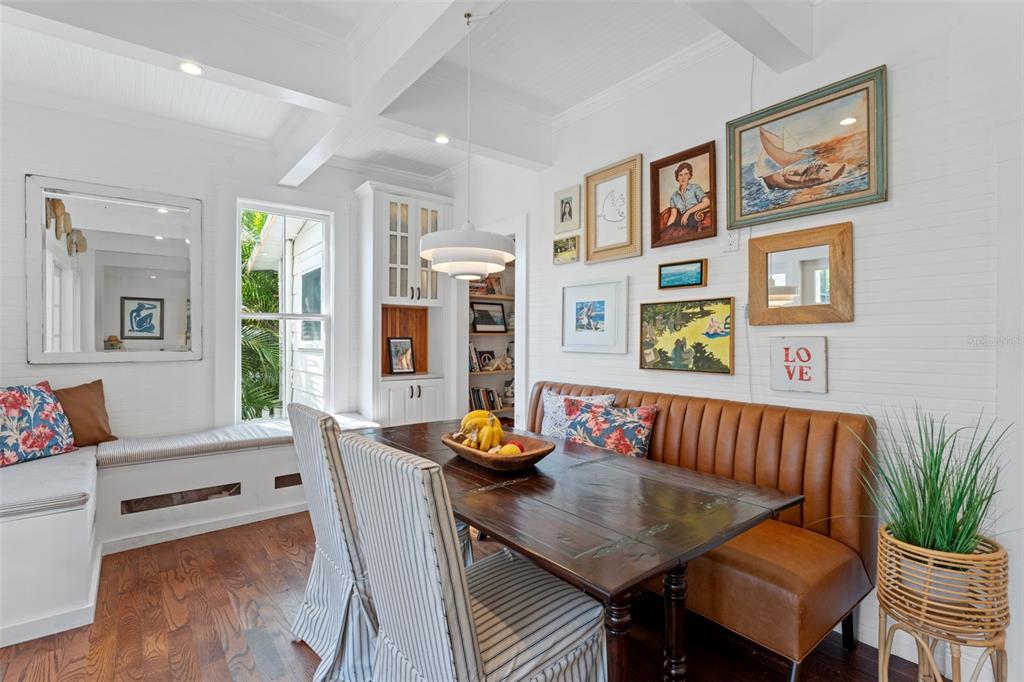 429 Scotland Street Dunedin, FL 34698 - Photo 20 of 78 a living room with furniture and wooden floor