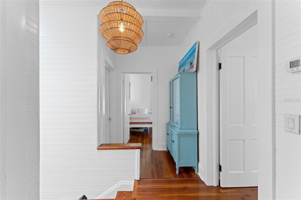 429 Scotland Street Dunedin, FL 34698 - Photo 52 of 78 a view of hall way with mirror