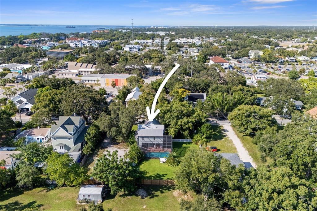 429 Scotland Street Dunedin, FL 34698 - Photo 76 of 78 an aerial view of multiple house