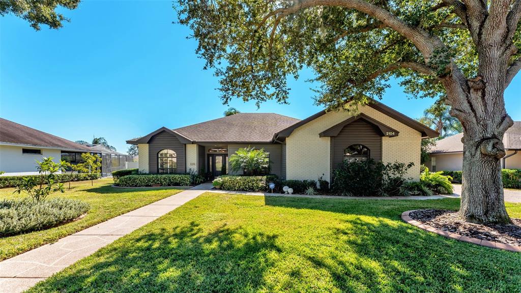 2104 Longleaf Circle Lakeland, FL 33810 - Photo 1 of 57