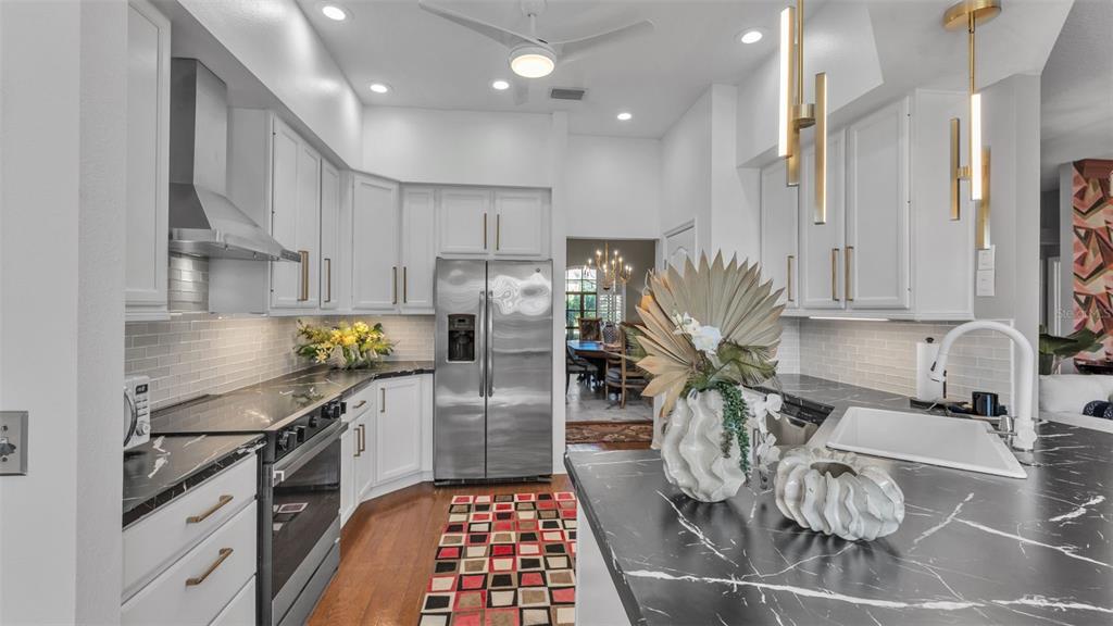 2104 Longleaf Circle Lakeland, FL 33810 - Photo 12 of 57