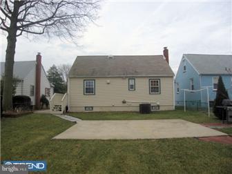 62 North Chester Avenue Riverside, NJ 08075 - Photo 2 of 9