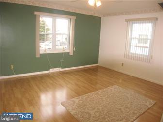 62 North Chester Avenue Riverside, NJ 08075 - Photo 5 of 9