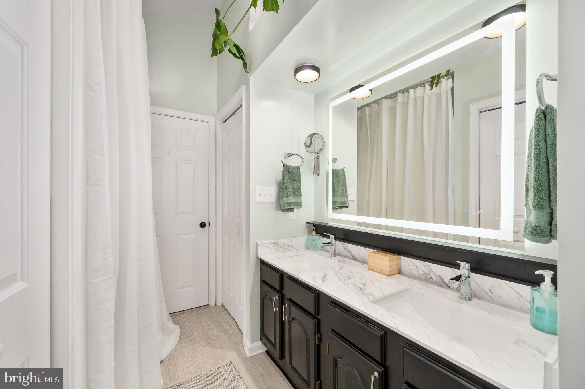 11408 Dutch Hollow Road Culpeper, VA 22701 - Photo 44 of 85 Full bathroom 2 upstairs
