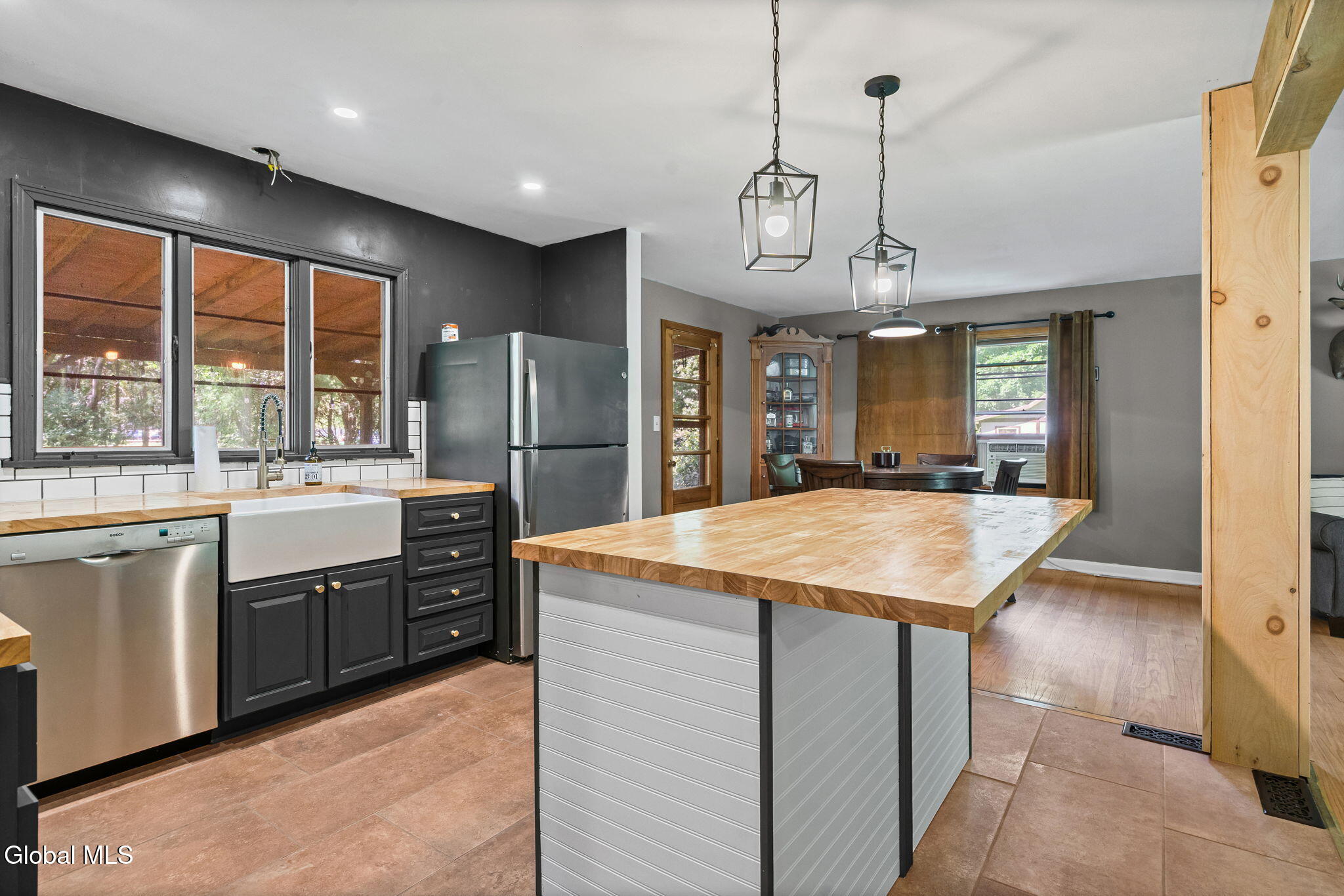 1079 Winne Road Niskayuna, NY 12309 - Photo 11 of 36 31-web-or-mls-1079-winne-rd