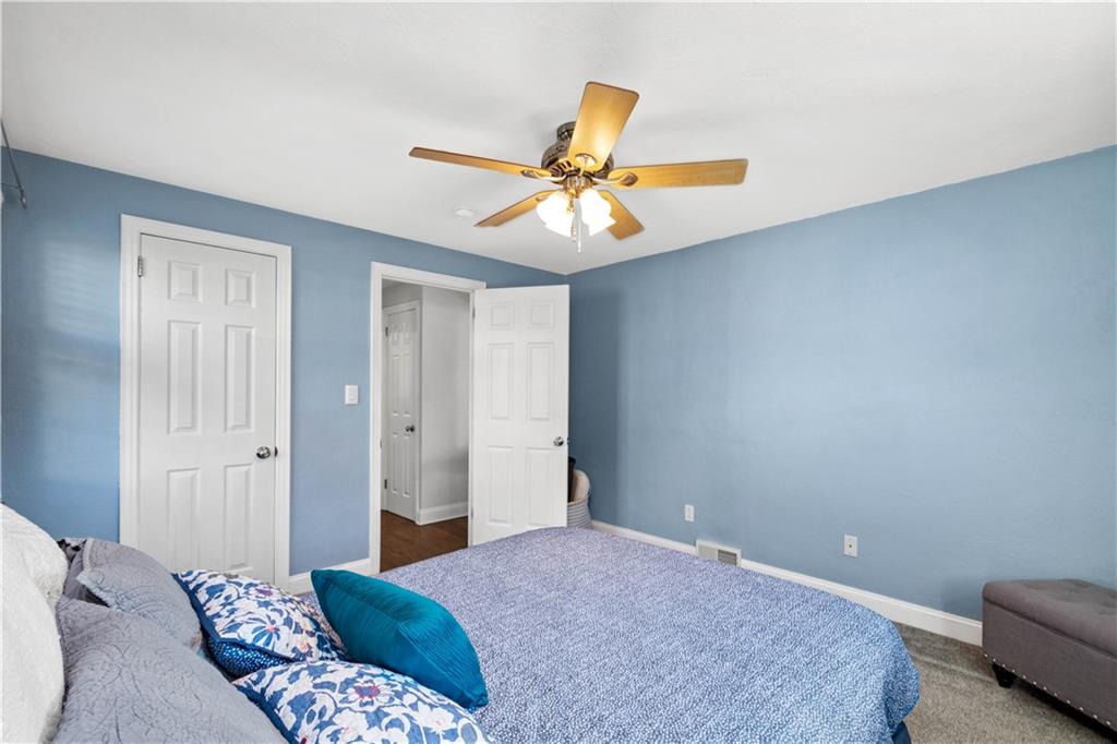 1037 Hastie Road Pittsburgh, PA 15234 - Photo 14 of 24 Gallery Image 14