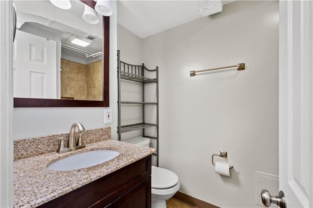 1037 Hastie Road Pittsburgh, PA 15234 - Photo 21 of 24 Gallery Image 21