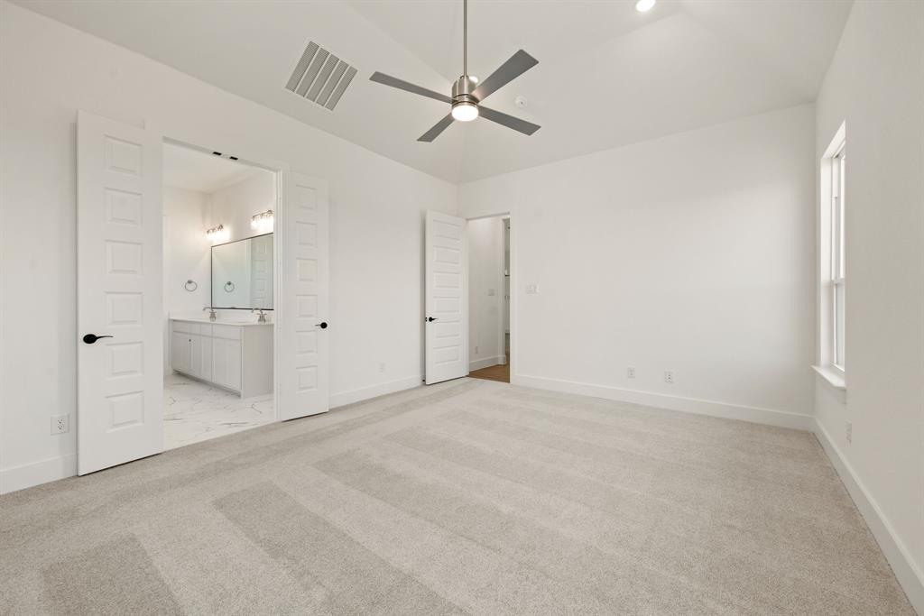 167 Springfield Street Rhome, TX 76078 - Photo 21 of 36