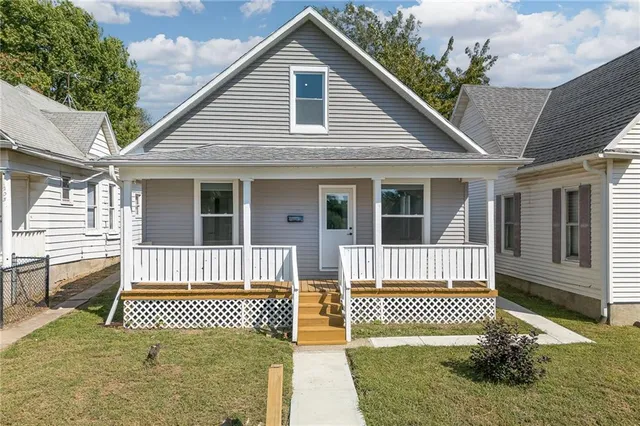 $167,900 | 1207 South 23rd Street, St. Joseph, MO 64507