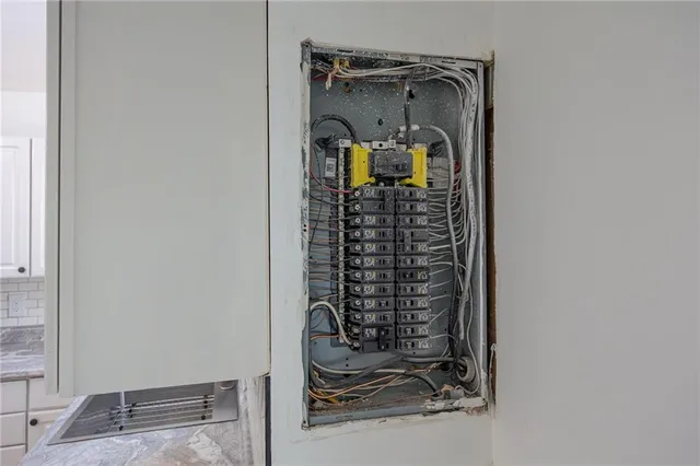 $167,900 | 1207 South 23rd Street, St. Joseph, MO 64507