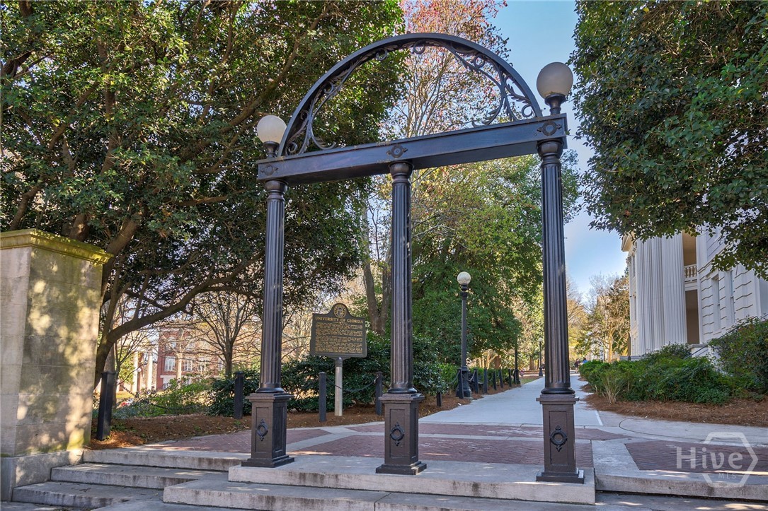 755 East Broad Street, Unit 903 Athens, GA 30601 - Photo 53 of 56 less than 1/2 from UGA Arches and Old College