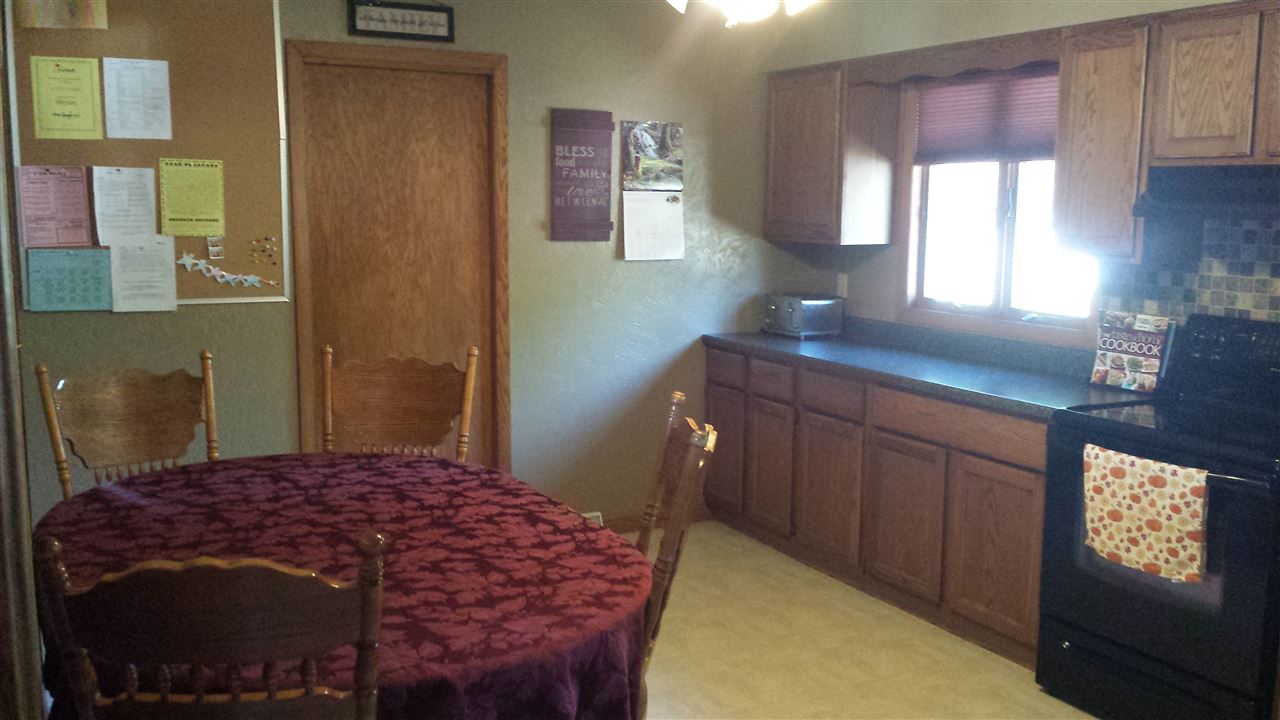 204 Amber Lane Geneseo, IL 61254 - Photo 6 of 19