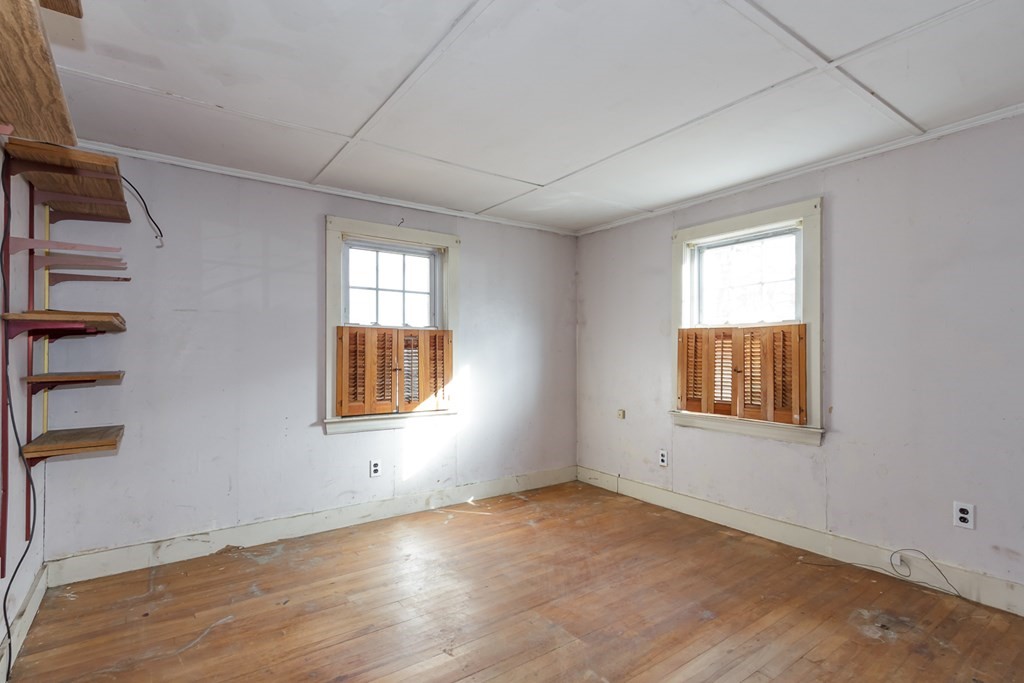 30 Springvale Road Reading, MA 01867 - Photo 23 of 37 Gallery Image 23