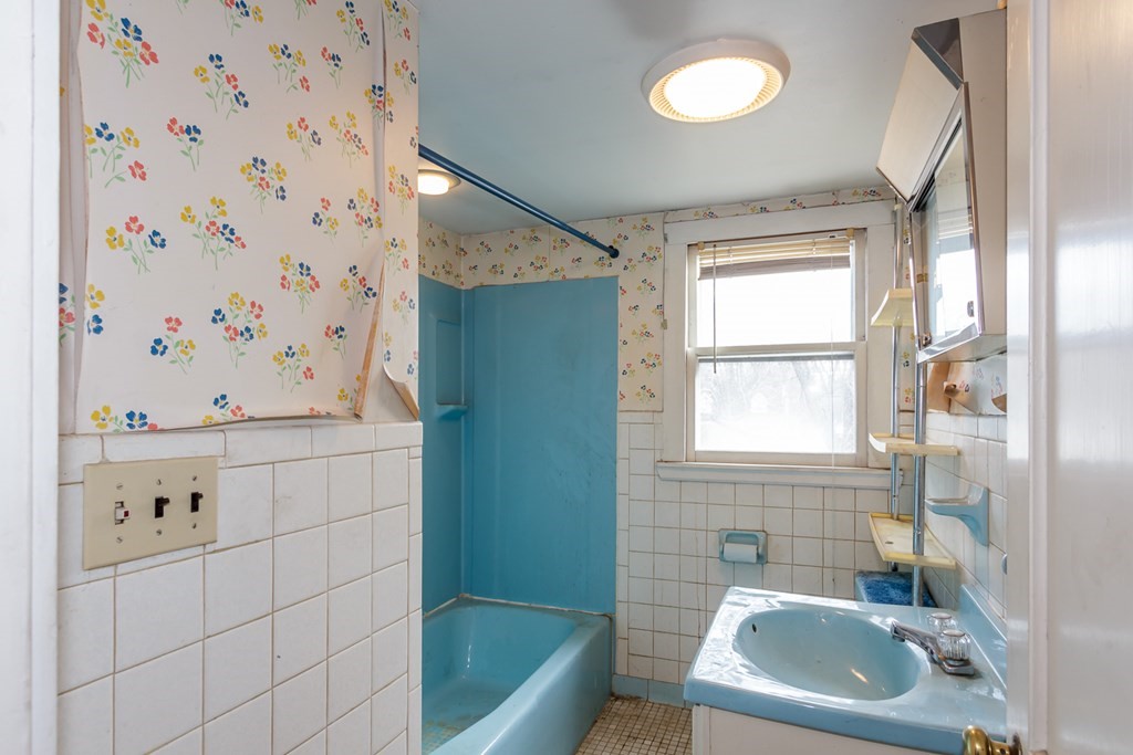 30 Springvale Road Reading, MA 01867 - Photo 32 of 37 Gallery Image 32