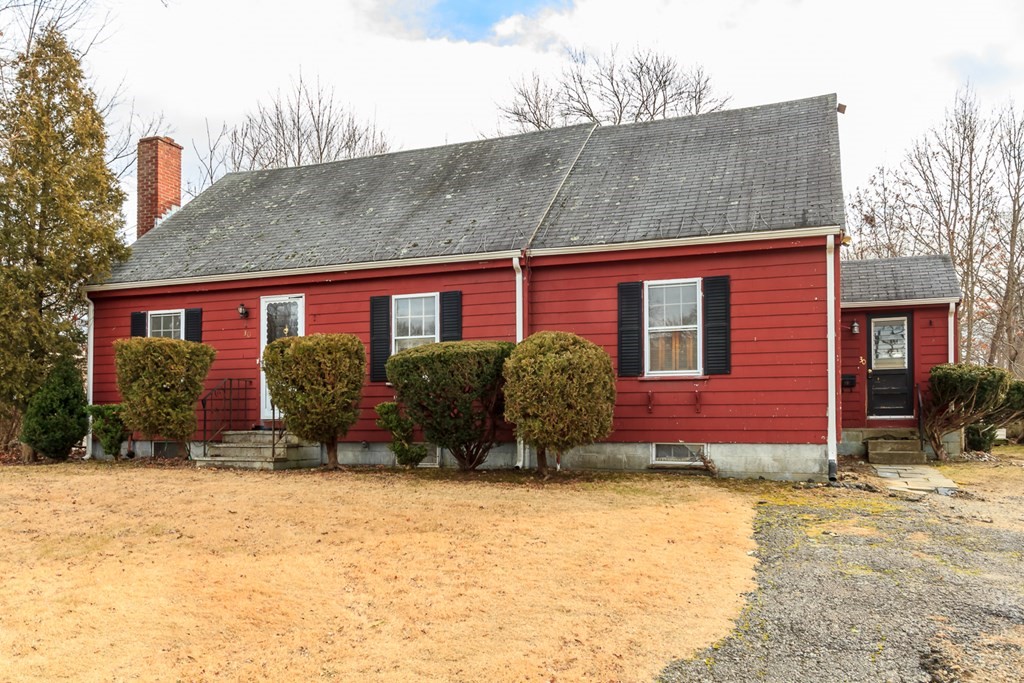 30 Springvale Road Reading, MA 01867 - Photo 4 of 37 Gallery Image 4